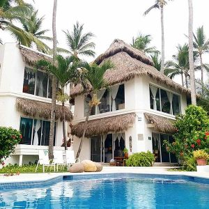 Hotel in Sayulita - Casablanca Beach Front Villas // Best Sayulita Hotels