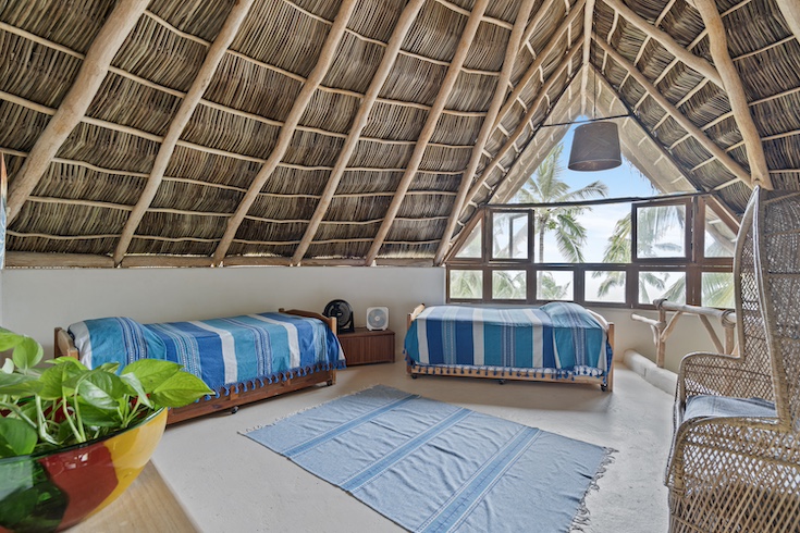 Two individual beds plus two pull overs